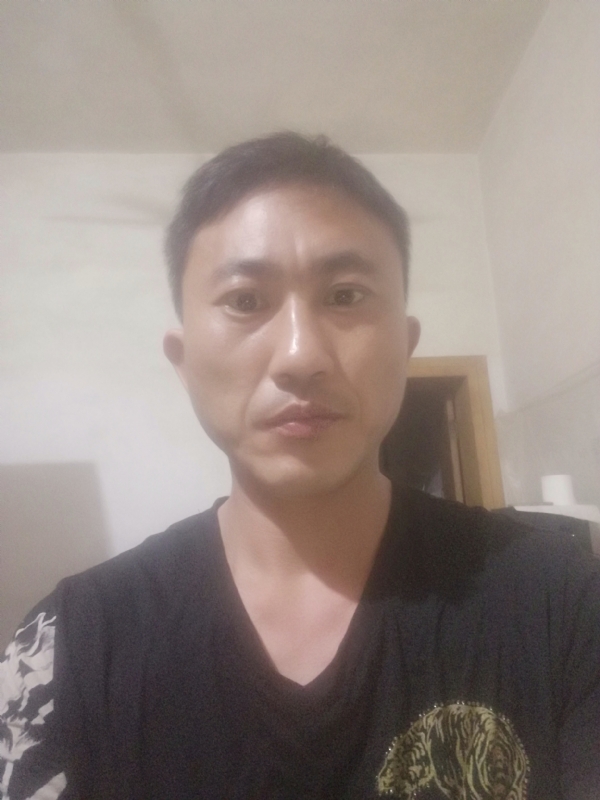 真爱无悔的第一张照片--信阳相亲服务中心