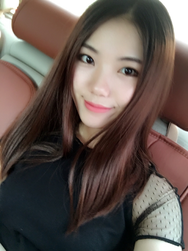 盛开的花朵的第二张照片--信阳相亲服务中心