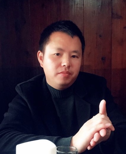 何超洪的第一张照片--信阳相亲服务中心