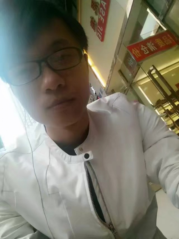 你的益达的第一张照片--信阳相亲服务中心