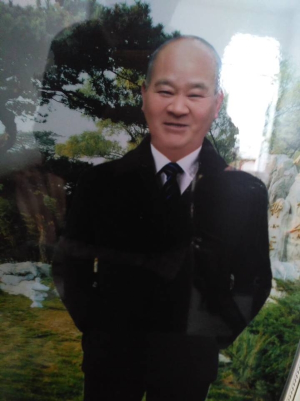 老方丈的第一张照片--信阳相亲服务中心