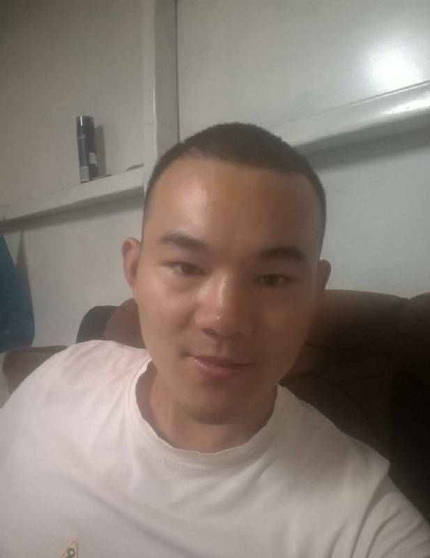 小強。。的第一张照片--信阳相亲服务中心