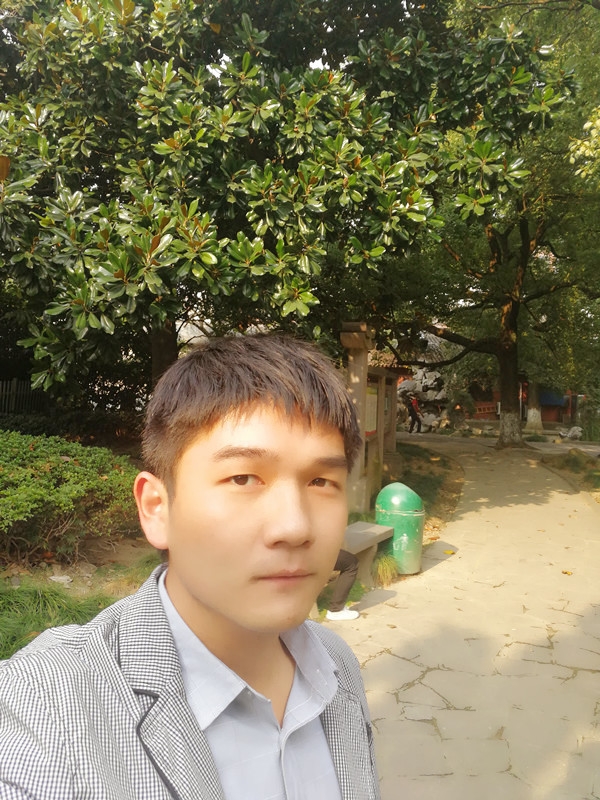 暂时的第一张照片--信阳相亲服务中心