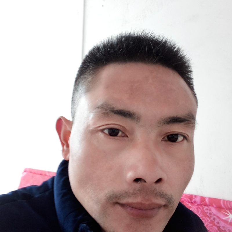 栋栋的第一张照片--信阳相亲服务中心