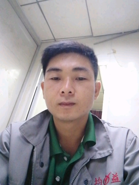 枫叶的第一张照片--信阳相亲服务中心