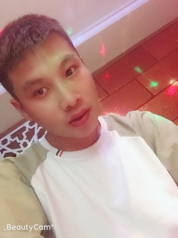 阿锋的第一张照片--信阳相亲服务中心