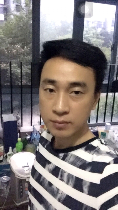 不期而遇的第一张照片--信阳相亲服务中心