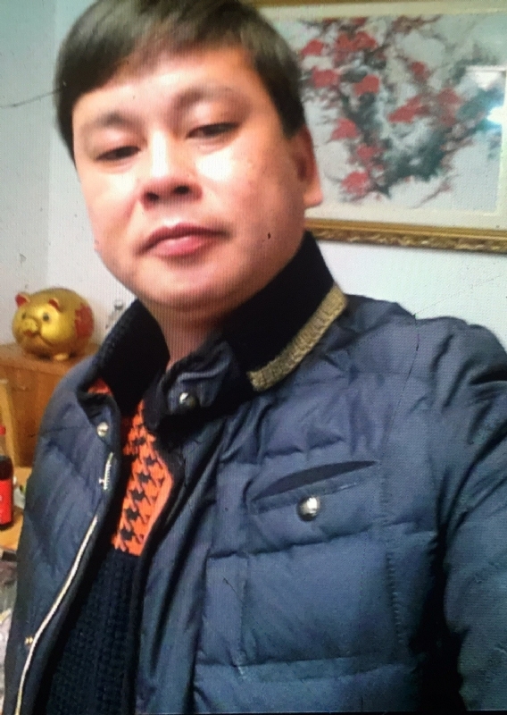 期待幸福的第二张照片--信阳相亲服务中心