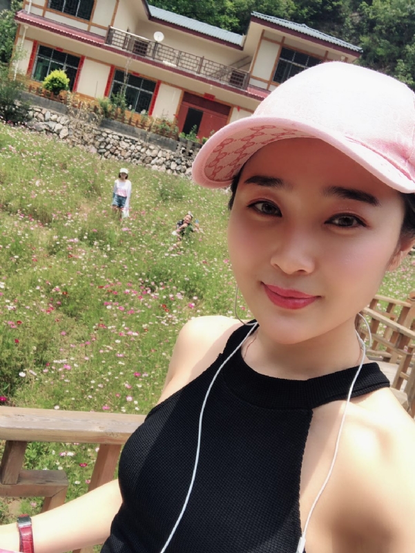诗琪的第二张照片--信阳相亲服务中心