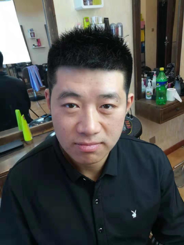丹东风雨的第一张照片--信阳相亲服务中心