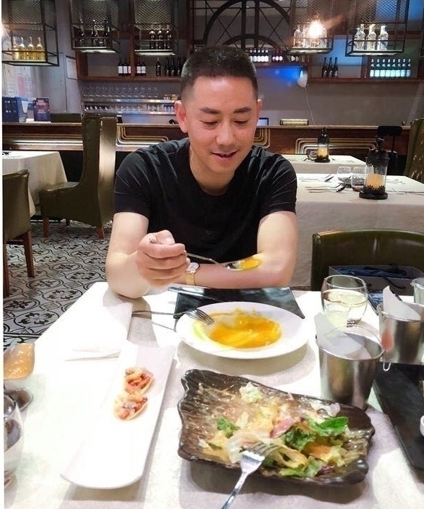 空空如也的第一张照片--信阳相亲服务中心