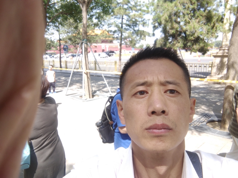 刘红兵的第一张照片--信阳相亲服务中心