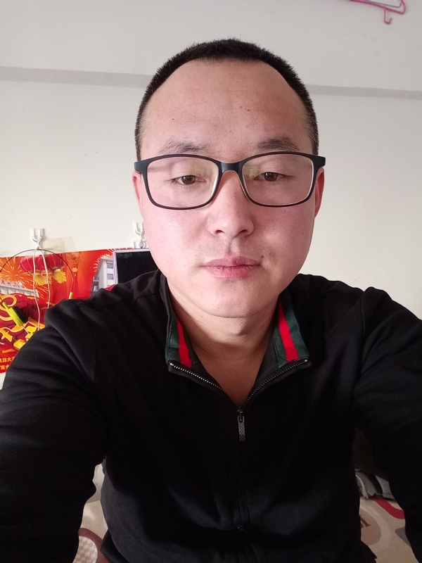 青苹果的第一张照片--信阳相亲服务中心