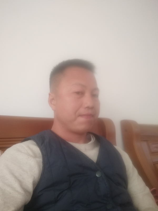 只对你好的第一张照片--信阳相亲服务中心