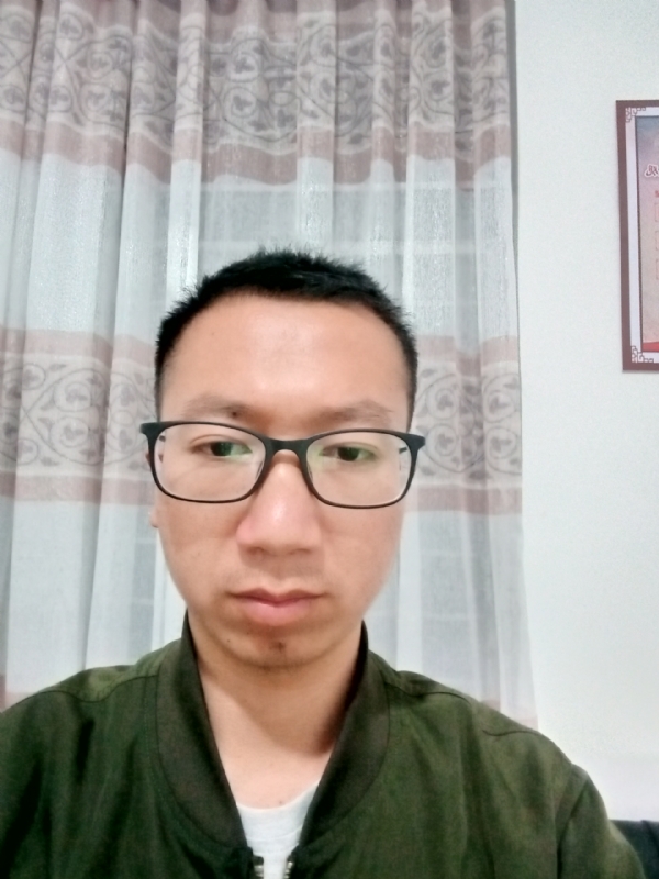 月掩门c的第一张照片--信阳相亲服务中心