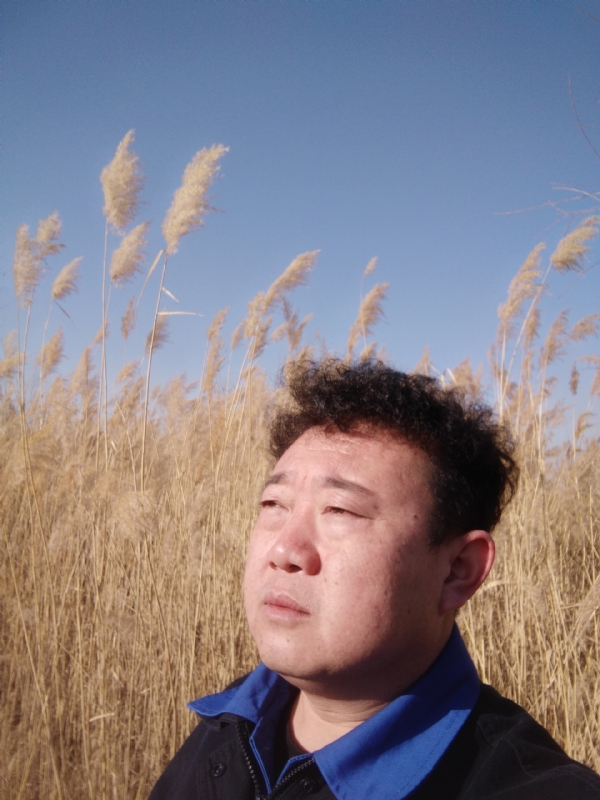 德刚的第一张照片--信阳相亲服务中心
