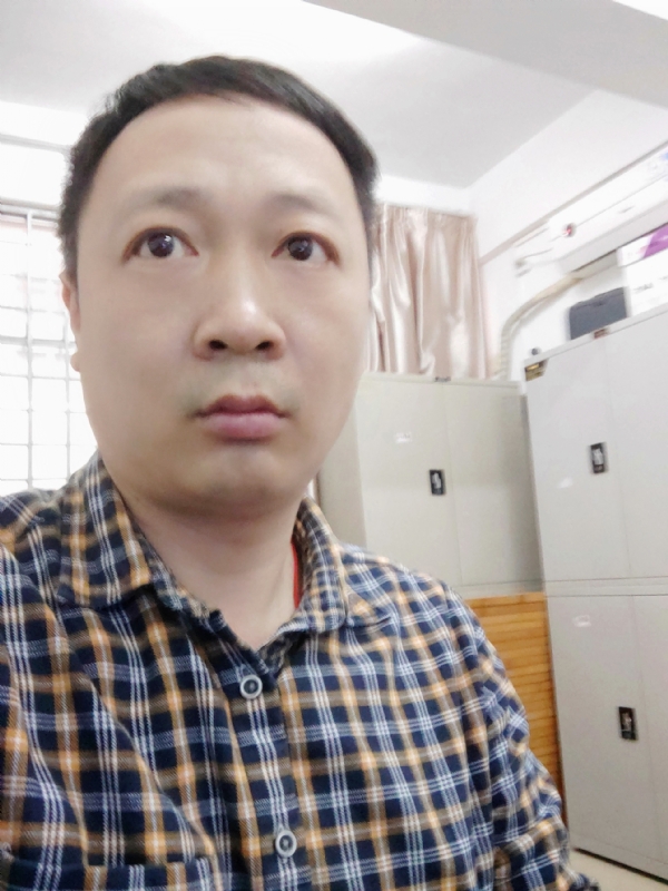 羽飞飞雪的第一张照片--信阳相亲服务中心