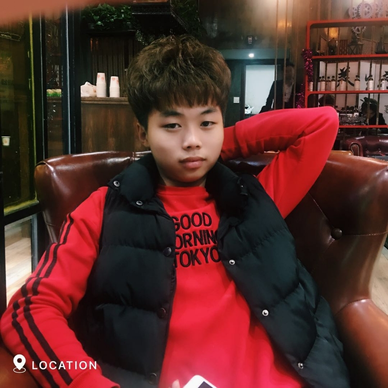 阳光男孩的第一张照片--信阳相亲服务中心