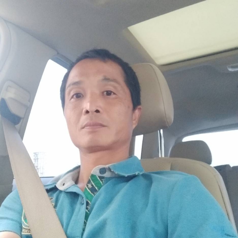 温柔男孩的第一张照片--信阳相亲服务中心