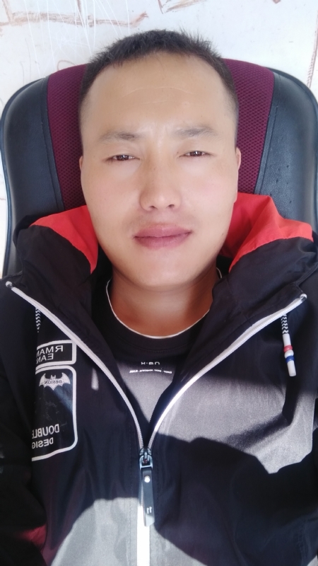 一花一世界的第三张照片--信阳相亲服务中心
