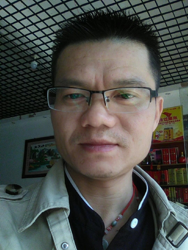 飘逸的第一张照片--信阳相亲服务中心