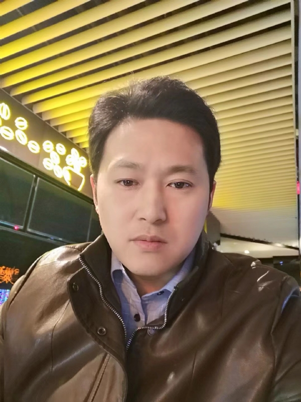 只为伊人醉的第一张照片--信阳相亲服务中心
