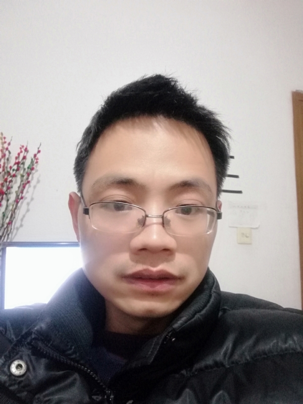 明月天涯的第一张照片--信阳相亲服务中心