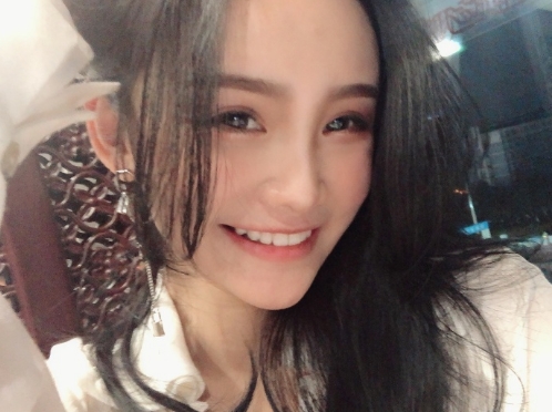 紫薇的第一张照片--信阳相亲服务中心