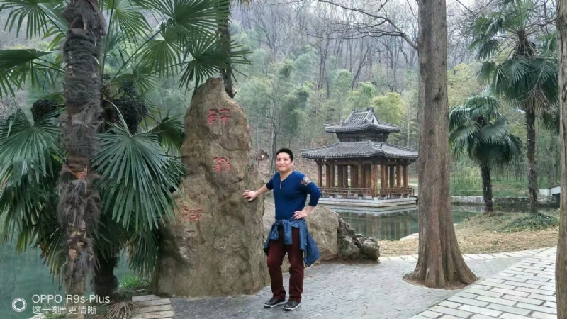 烦事用点心的第一张照片--信阳相亲服务中心