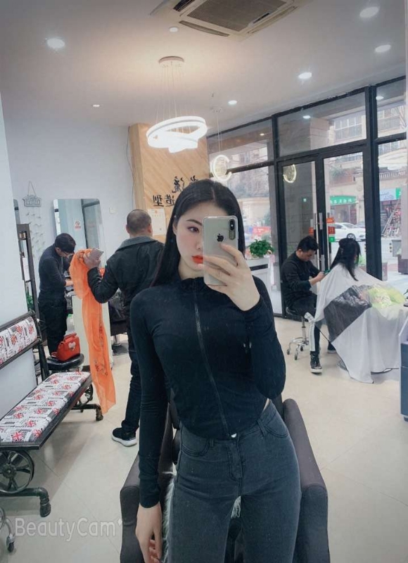 婷婷的第四张照片--信阳相亲服务中心