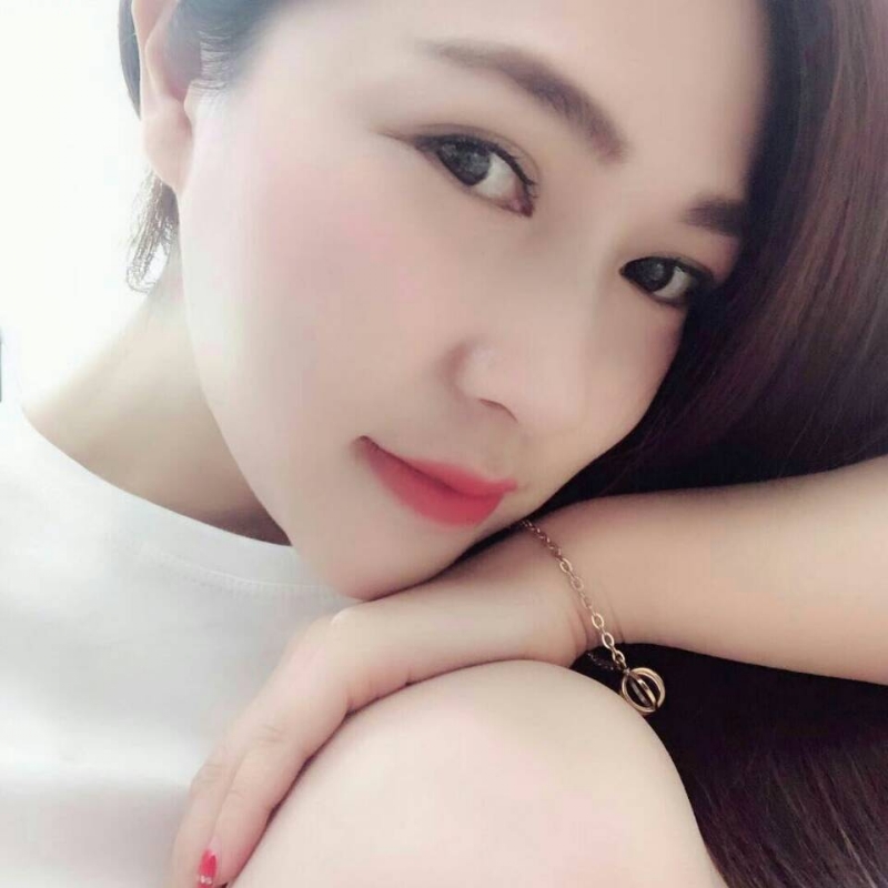 Emily的第一张照片--信阳相亲服务中心