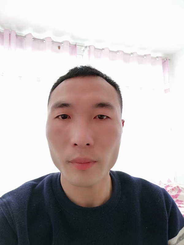无悔的第一张照片--信阳相亲服务中心