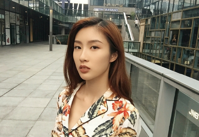 蘇悅的第四张照片--信阳相亲服务中心