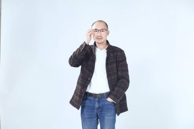 风的忧愁的第一张照片--信阳相亲服务中心