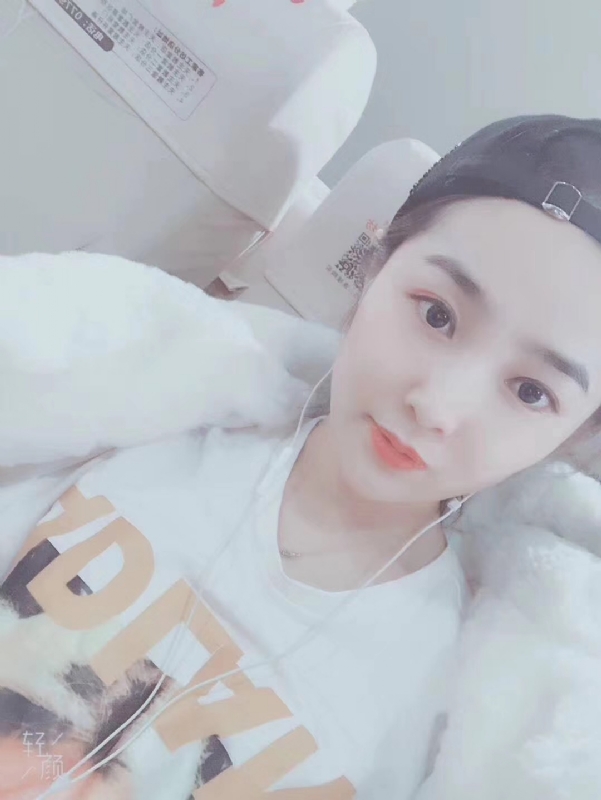 时光浅夏的第三张照片--信阳相亲服务中心