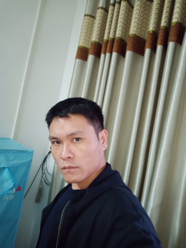 心如止水的第一张照片--信阳相亲服务中心
