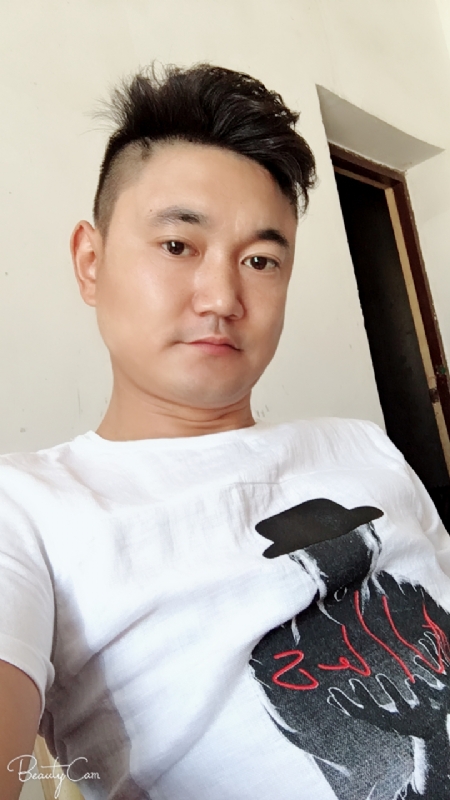 yang的第一张照片--信阳相亲服务中心