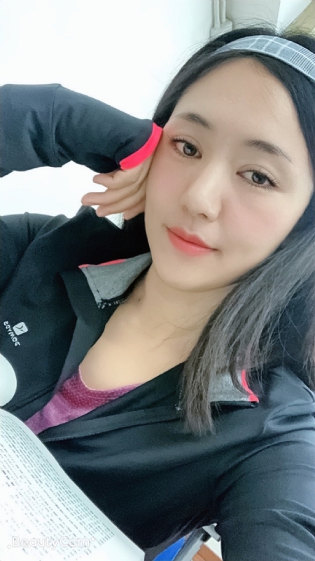 飄兒的第二张照片--信阳相亲服务中心