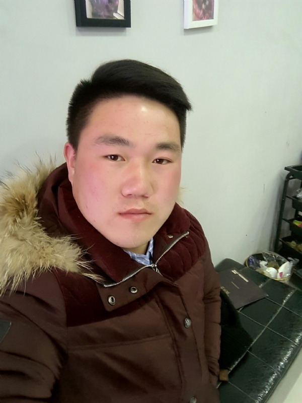 小飞的第一张照片--信阳相亲服务中心