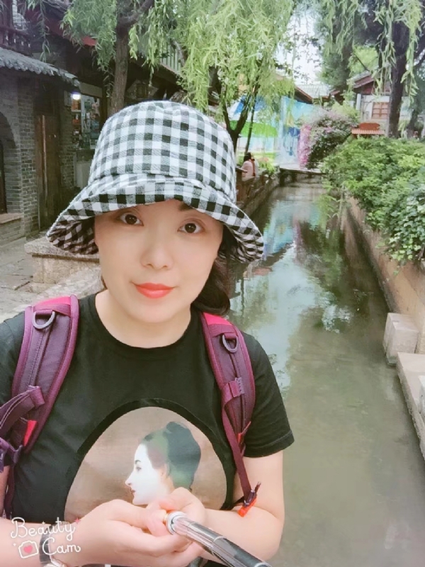 乐妞的第三张照片--信阳相亲服务中心