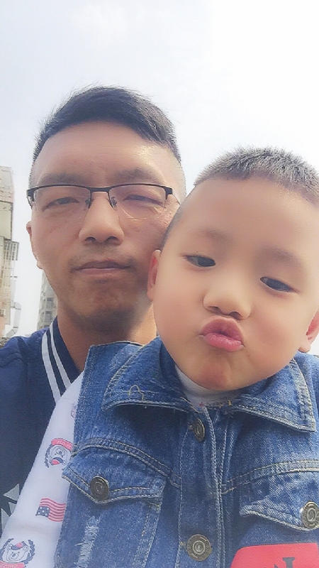 林松的第一张照片--信阳相亲服务中心
