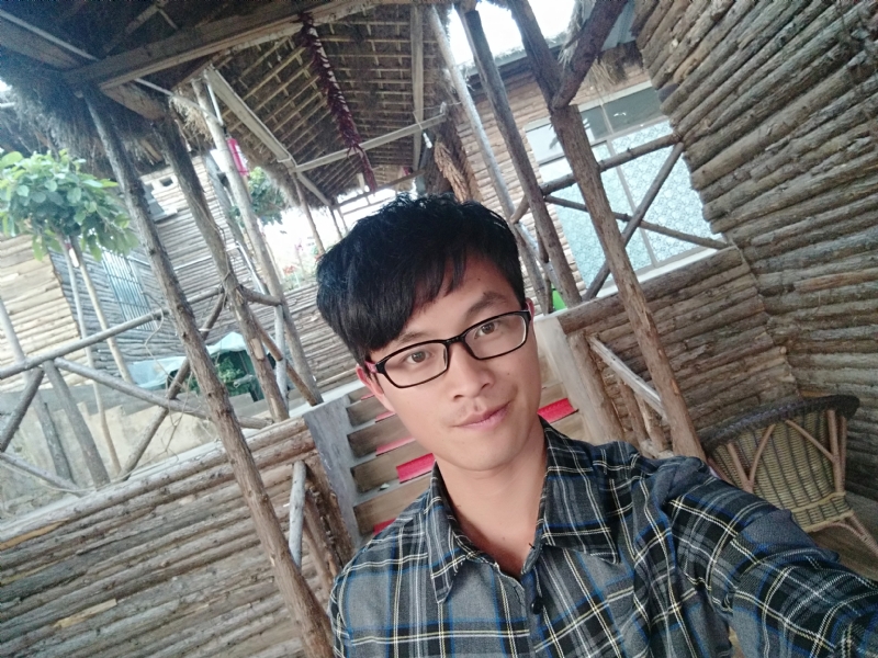 霸道的先生的第一张照片--信阳相亲服务中心