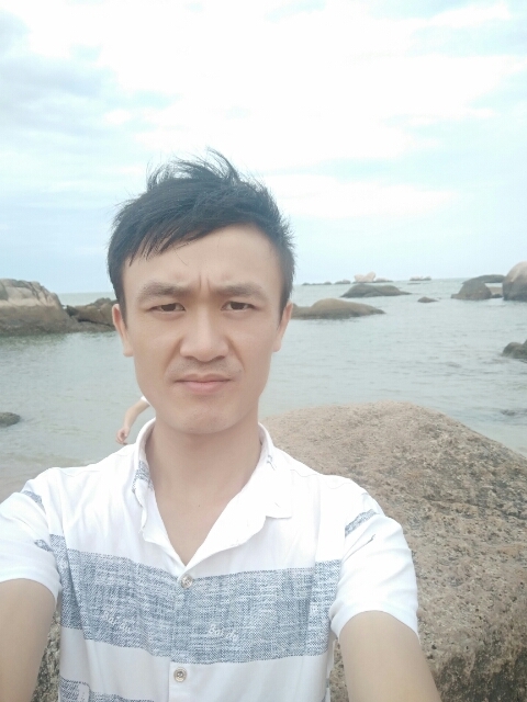 赤九的第一张照片--信阳相亲服务中心