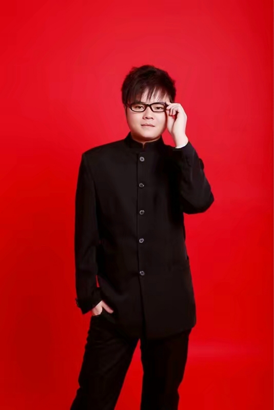 站在远处看童年的第一张照片--信阳相亲服务中心