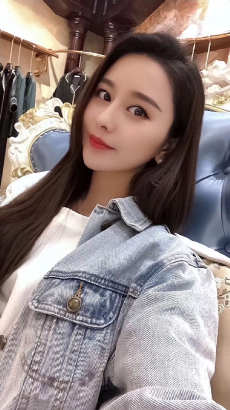 李珊珊的第一张照片--信阳相亲服务中心