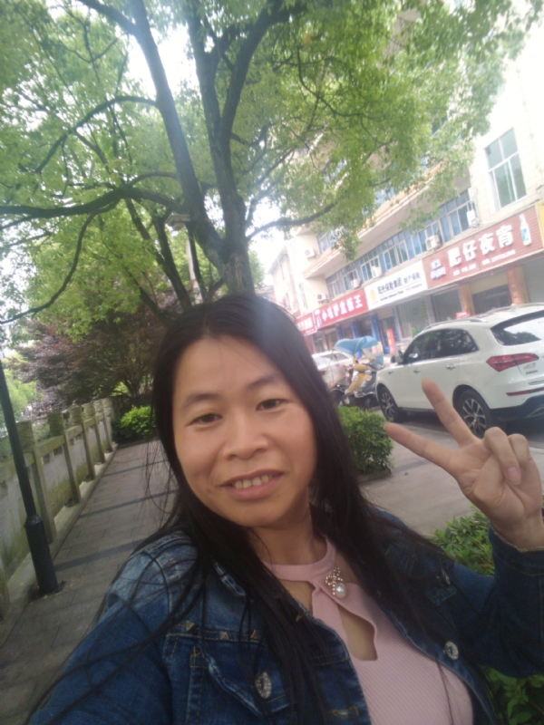 平凡的第一张照片--信阳相亲服务中心