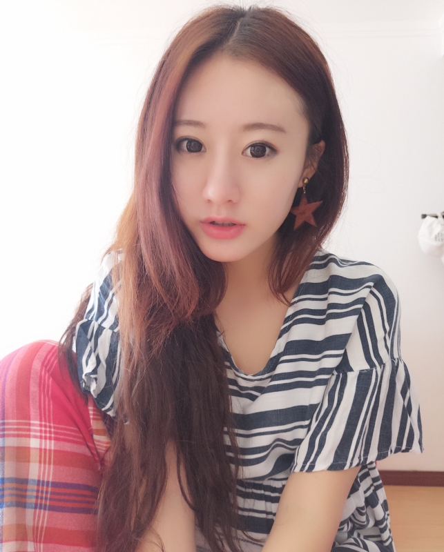 没有故事的女同学的第二张照片--信阳相亲服务中心