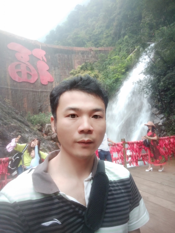 珊珊您是珊无无无妻的第一张照片--信阳相亲服务中心