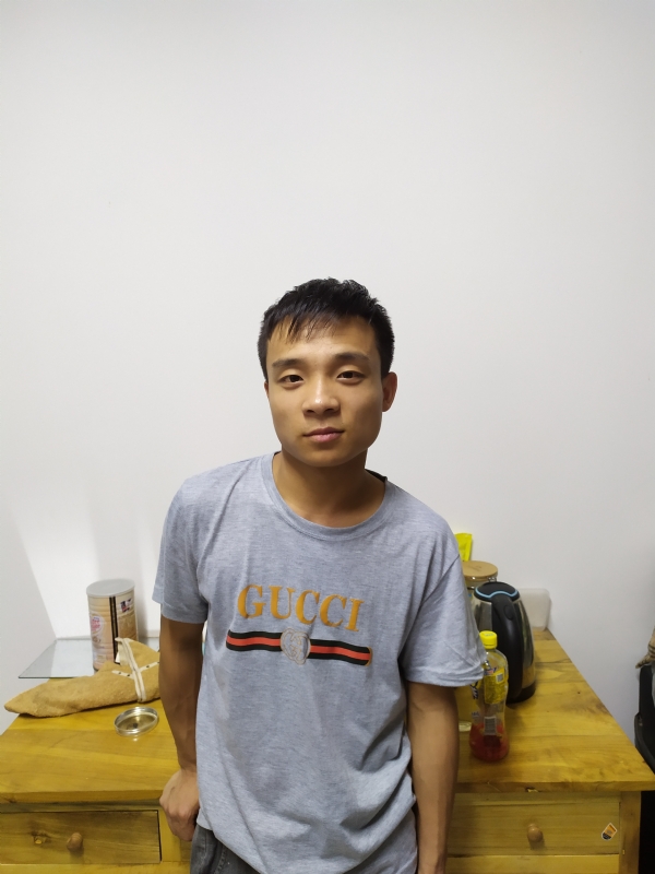 站着等你三千年的第一张照片--信阳相亲服务中心