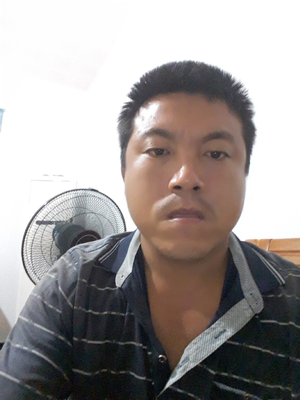孤独的人的第一张照片--信阳相亲服务中心